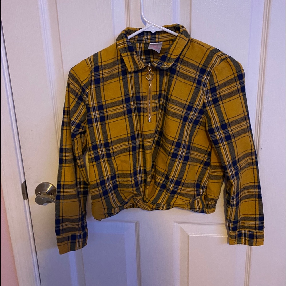 Long sleeve crop shirt